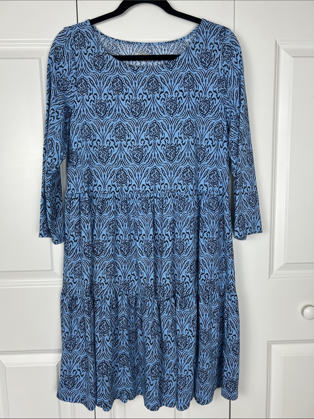 Lilly Pulitzer Blue and Black Long Sleeve Patterned Swing Dress
